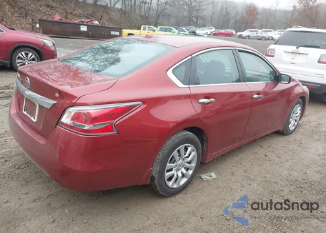 2015 Nissan Altima 2.5 S из США, поврежденный, VIN 1N4AL3AP0FC190940